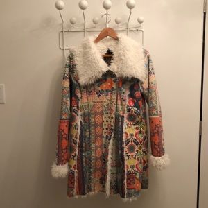 Biya by Johnny Was, faux suede coat. Bold print, plush sherpa lining, 3/4 length